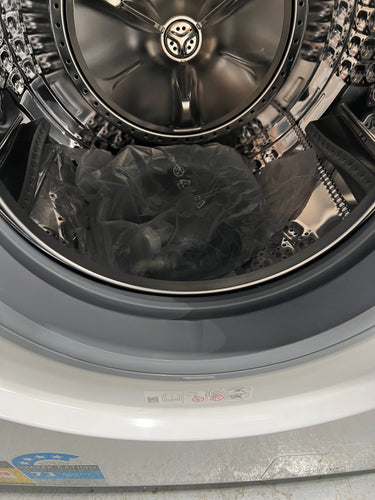 Transportation damaged Samsung 8.5kg A.I-Personalised QuickDrive Front Load Washing Machine - Second Hand Appliances Geebung